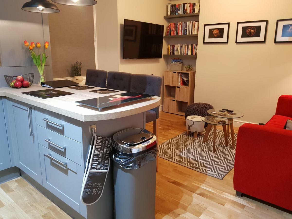 Smart & Cozy Holiday Apartment In The City Centre Inverness Buitenkant foto