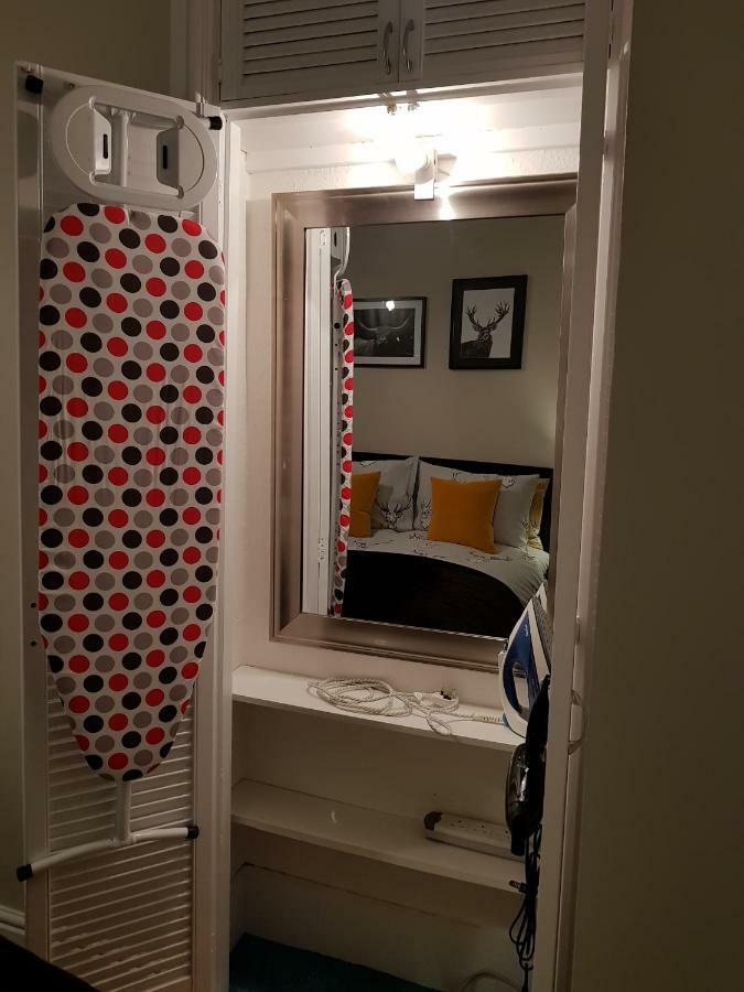 Smart & Cozy Holiday Apartment In The City Centre Inverness Buitenkant foto